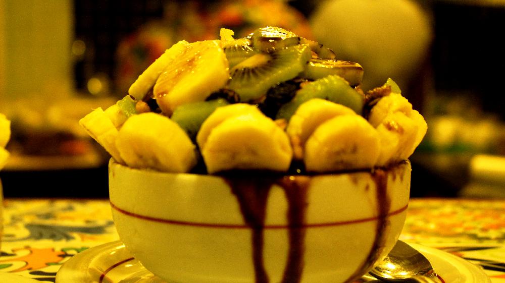 Açaí de Frutas no Georgia Café, na Praia do Tombo (Reprodução / La Viagem)