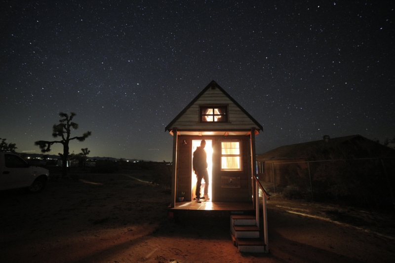 Alexis Stephens e Christian Parsons idealizaram tiny house e percorrem os EUA em busca de histórias semelhantes (Divulgação: Tiny House Expedition)