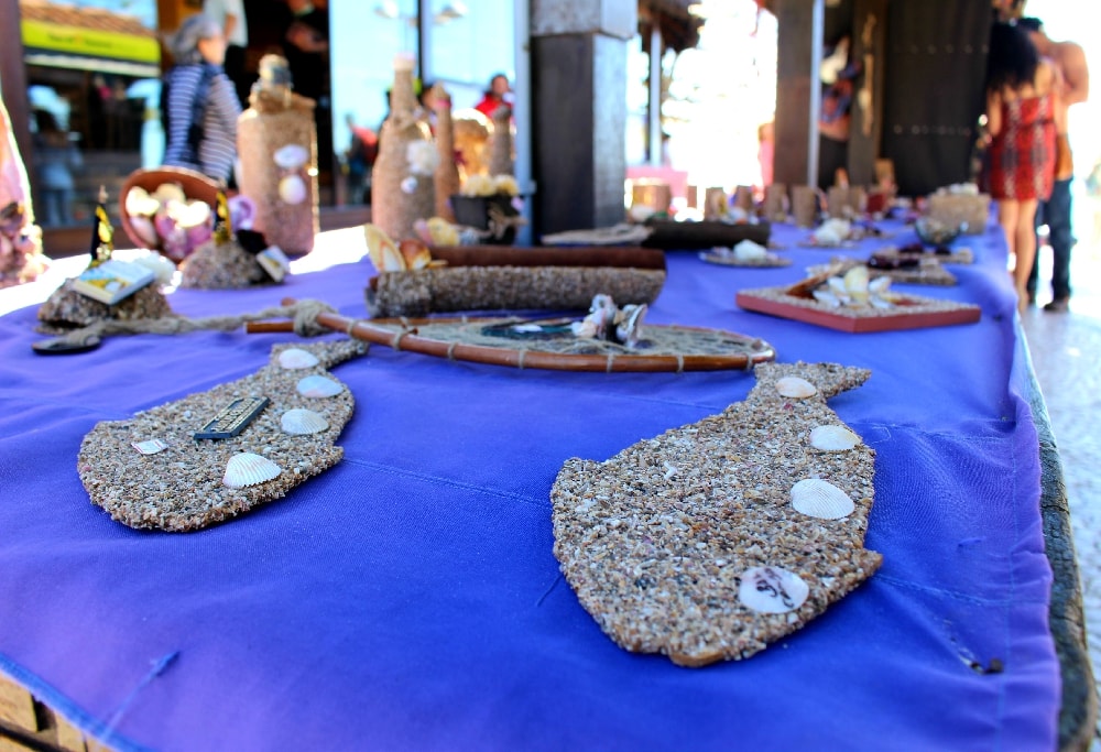 Comida boa e artesanados, são apenas algumas das atrações ao descer da estação Laranjeiras do Parque Unipraias, em Balneário Camboriú, Santa Catarina. (Foto: La Viagem)