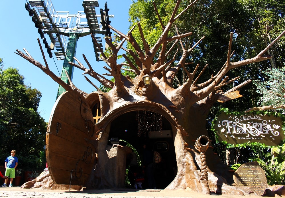 Casa da Floresta Fantástica no Parque Unipraias na cidade de Balneário Camboriú, em Santa Catarina. (Foto: La Viagem)