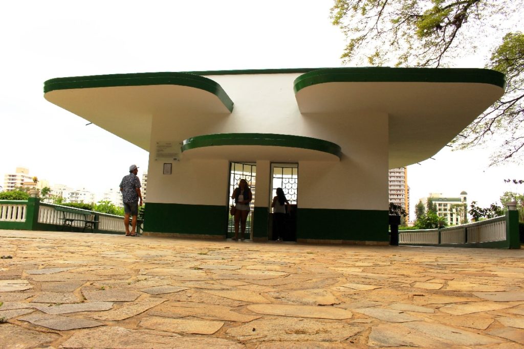 O Parque das Águas em São Lourenço é o principal atrativo turístico da cidade e ficou conhecido em todo Brasil devido suas águas medicinais. (Foto: La Viagem)