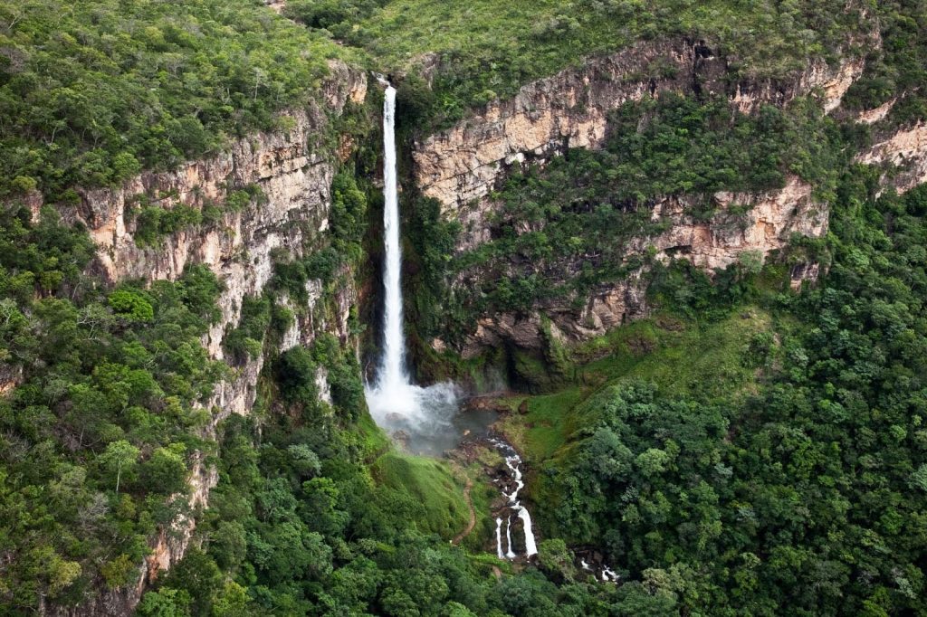 No Salto do Itiquira se encontra a 8º cachoeira mais alta do Brasil, com espantosos 168 m de altura. (Divulgação/Internet)