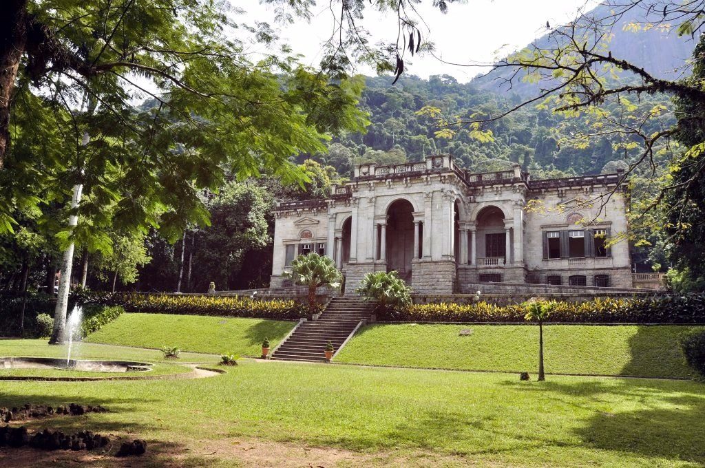 A casa e os jardins foram projetados pelo inglês John Tyndale. (Divulgação/Internet)